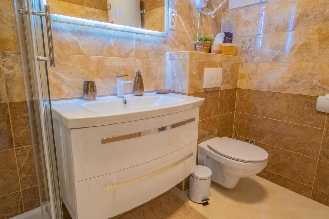 La Dama Villa Novi Vinodolski Buitenkant foto