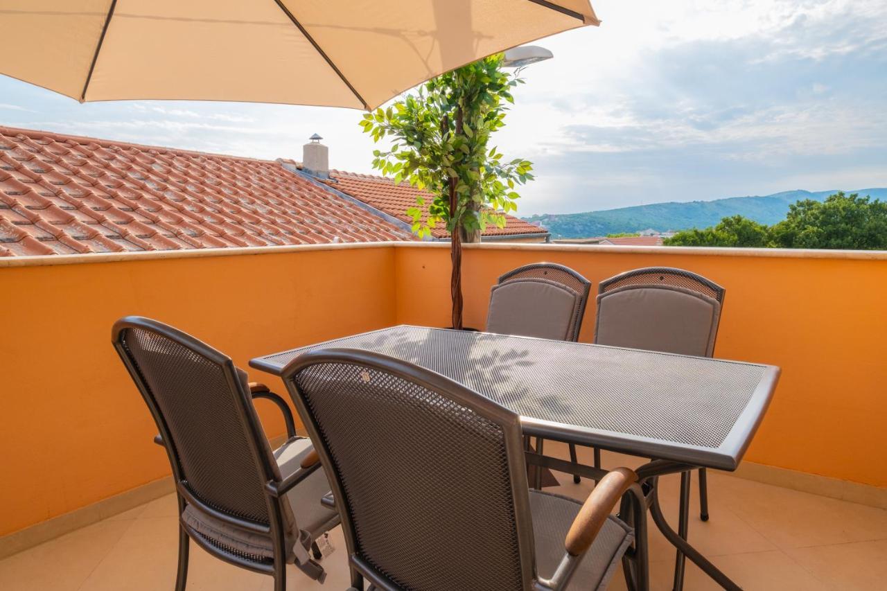 La Dama Villa Novi Vinodolski Buitenkant foto