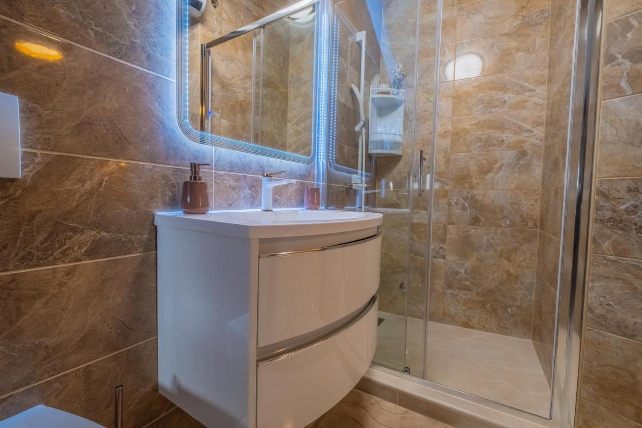 La Dama Villa Novi Vinodolski Buitenkant foto